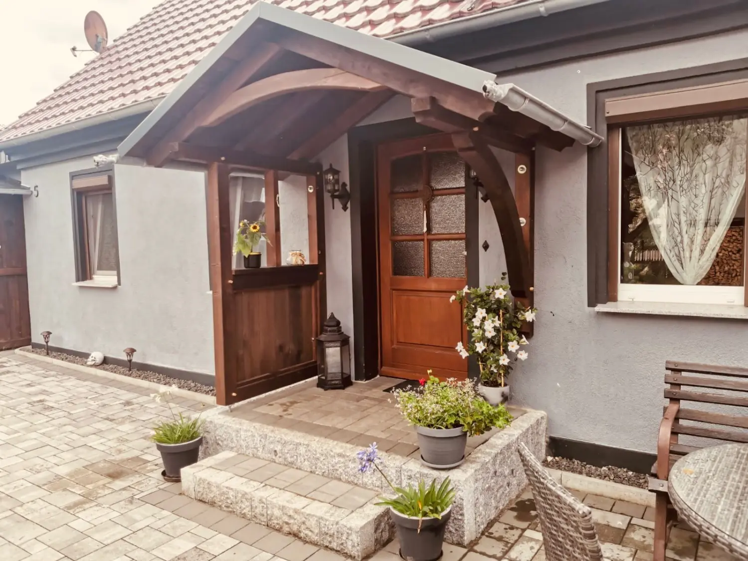 Zimmererarbeiten von Holz Biele